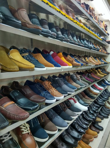 Pusat Kasut & Beg Tangan America