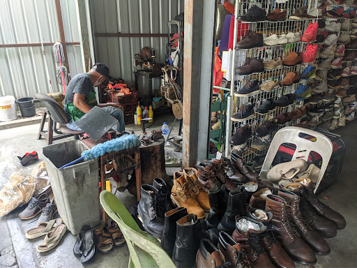Kedai Baiki Kasut & Beg, Pasar Sementara Ampangan