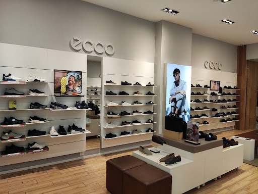 ECCO Queensbay Mall