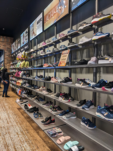 Skechers AEON Mall Shah Alam