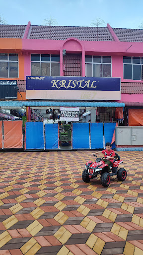 KEDAI KASUT KRISTAL