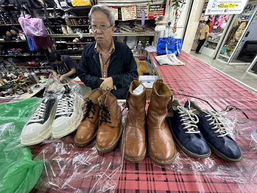 Merdeka Shoes Repair (in Kota Kinabalu)