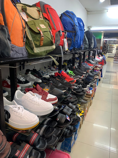 Kedai Kasut & Beg MCT Dinamik Kedai Kasut & Beg MCT Dinamik