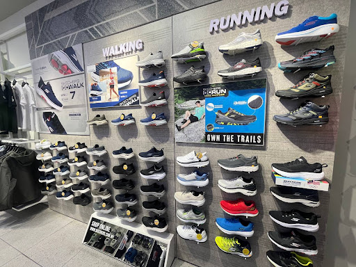 Skechers @ Dpulze Shopping