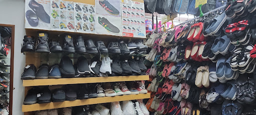 Kedai Kasut Bee Wai Senawang