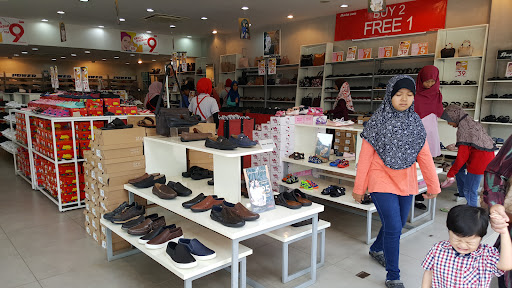 Kedai Kasut Bata