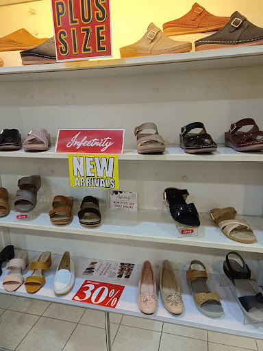 Infeetnity (Kedai Kasut Yomiko) Infeetnity (Kedai Kasut Yomiko)