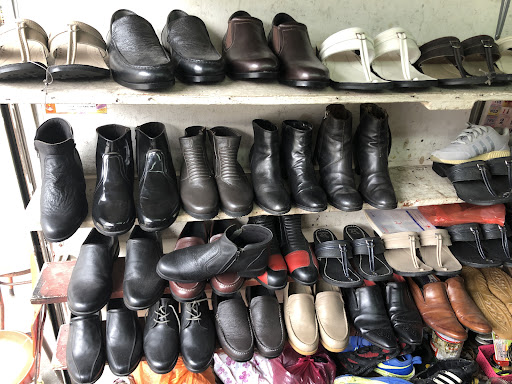 Kedai Repair Kasut / Shoe Repair Shop Kedai Repair Kasut / Shoe Repair Shop