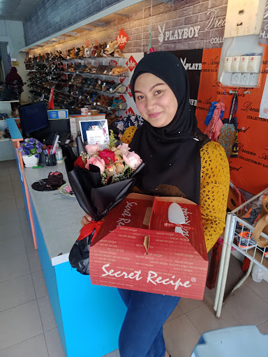 KEDAI KASUT BEE BEE SDN BHD