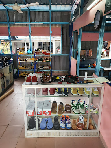 KEDAI KASUT PAKCIK SRT