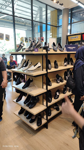 ABARO Footwear (formerly known as Resta Enterprise Sdn Bhd)